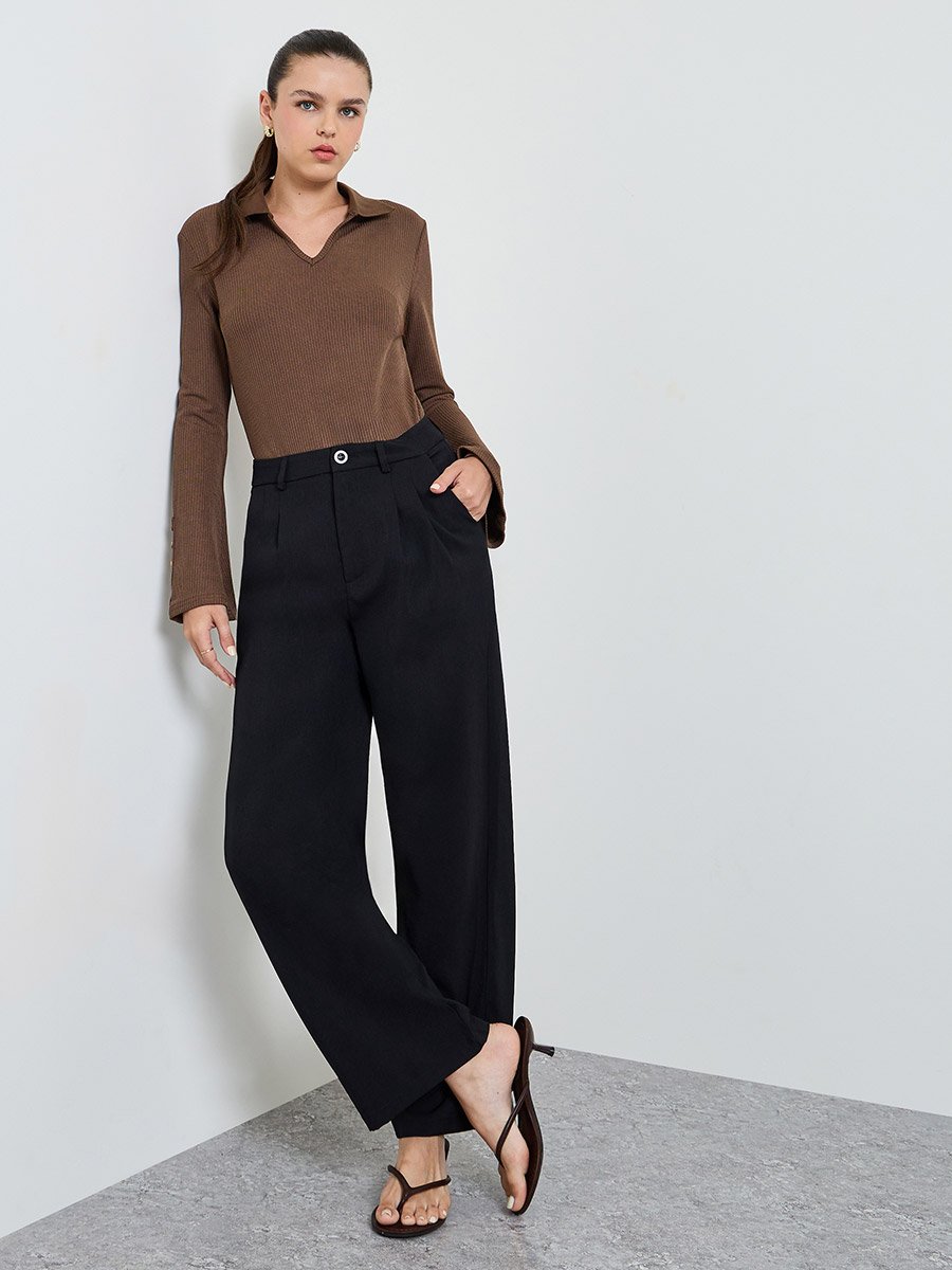 Black Solid Pleated Details Wide Leg Trousers
