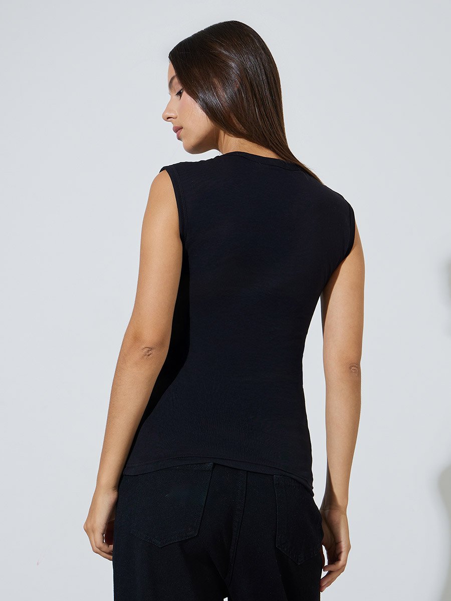 Black Solid Round Neck Fitted Tank