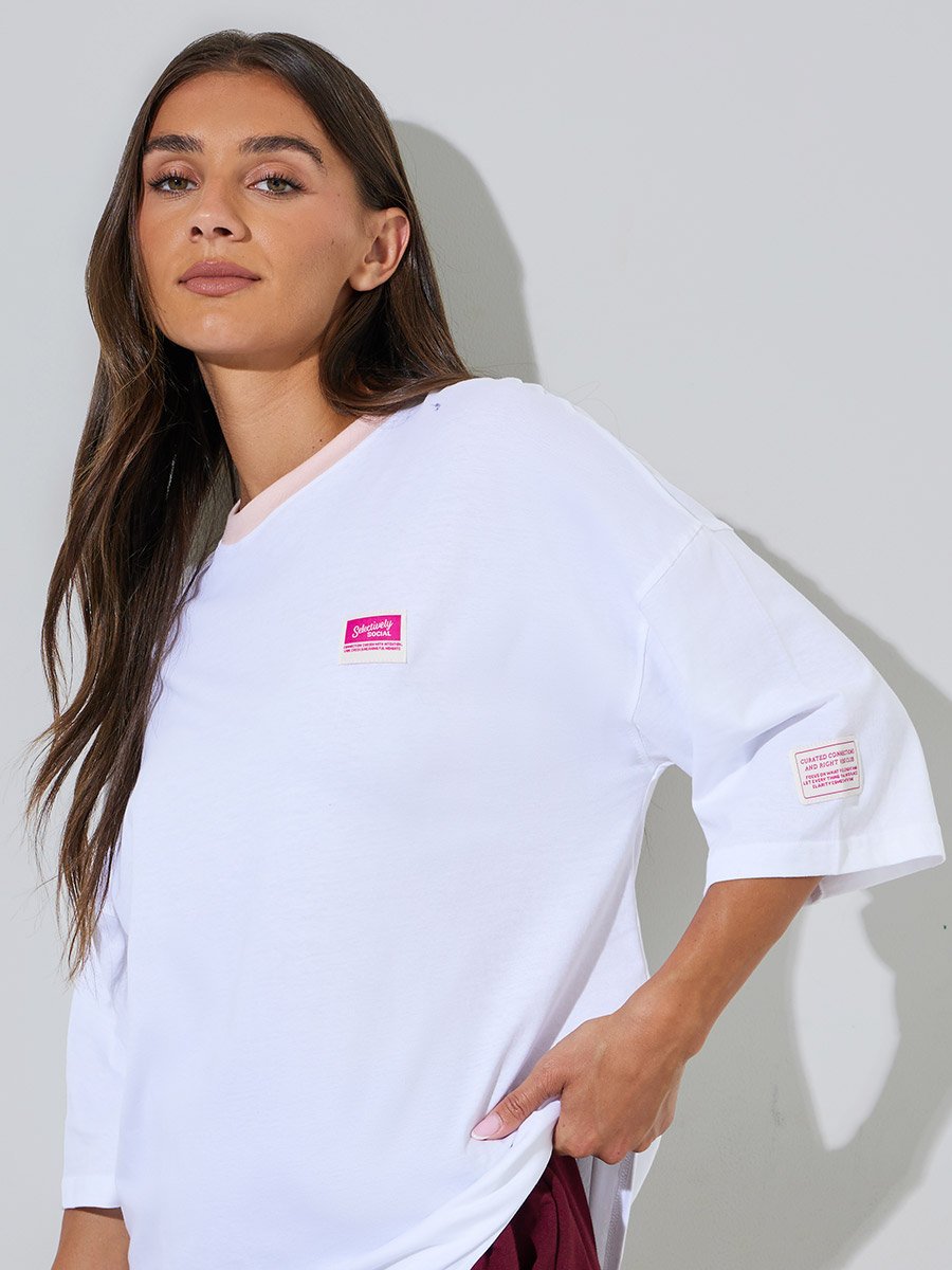 White Solid Patchwork 3/4 Sleeves Oversized T-Shirt