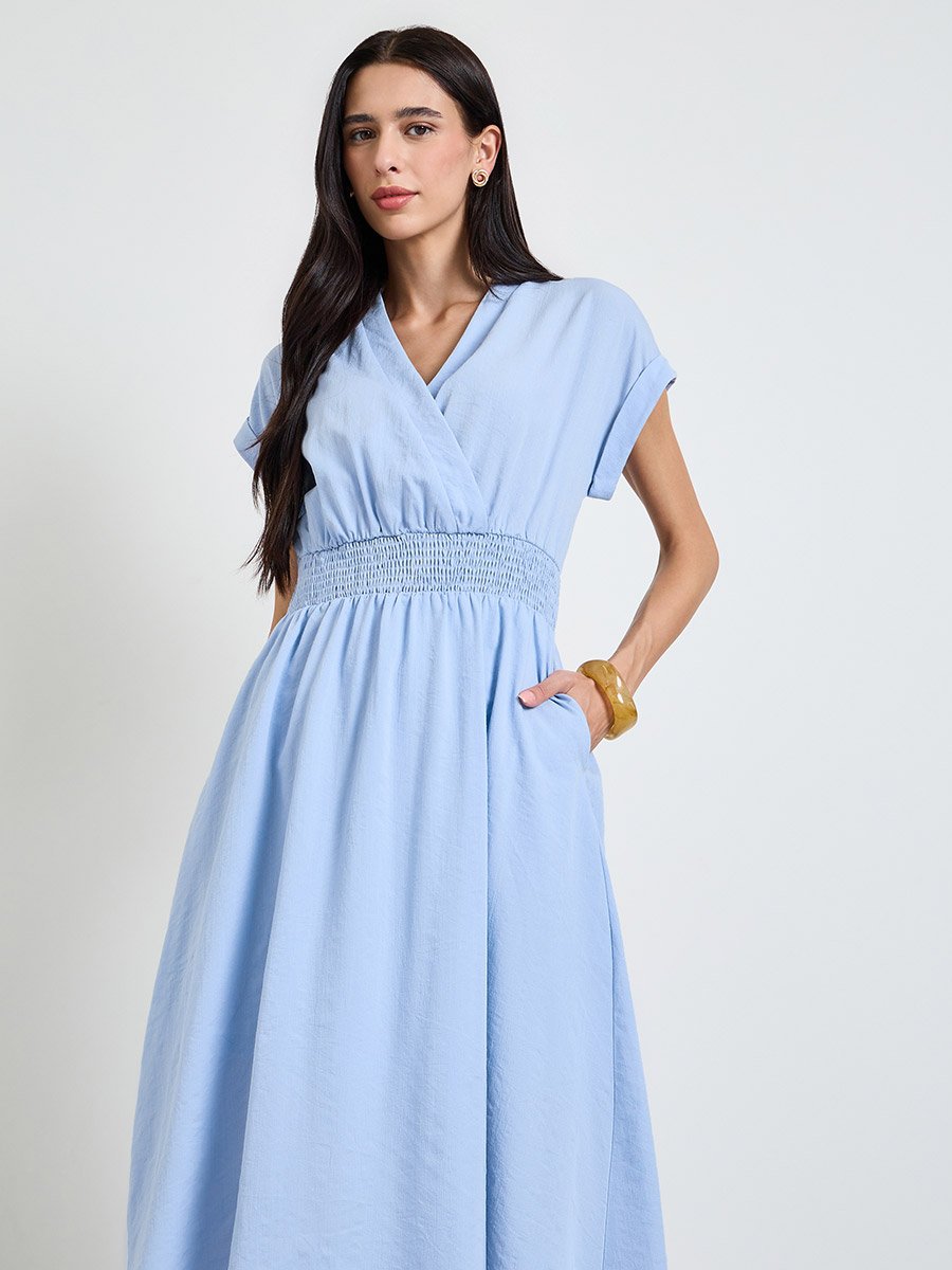 Blue Solid Cap Sleeves Midi Dress With Ruched Details