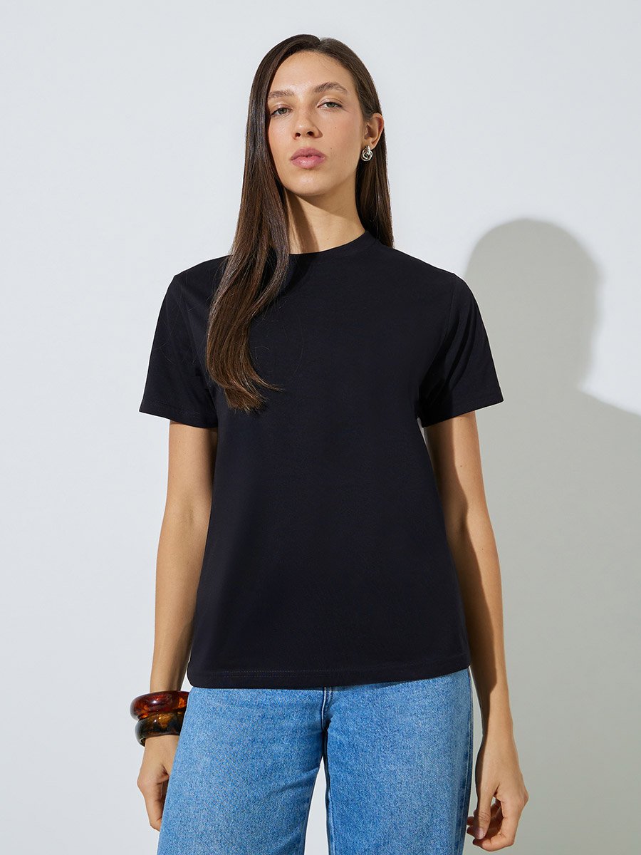 Black Regular Fit Round Neck T-Shirt