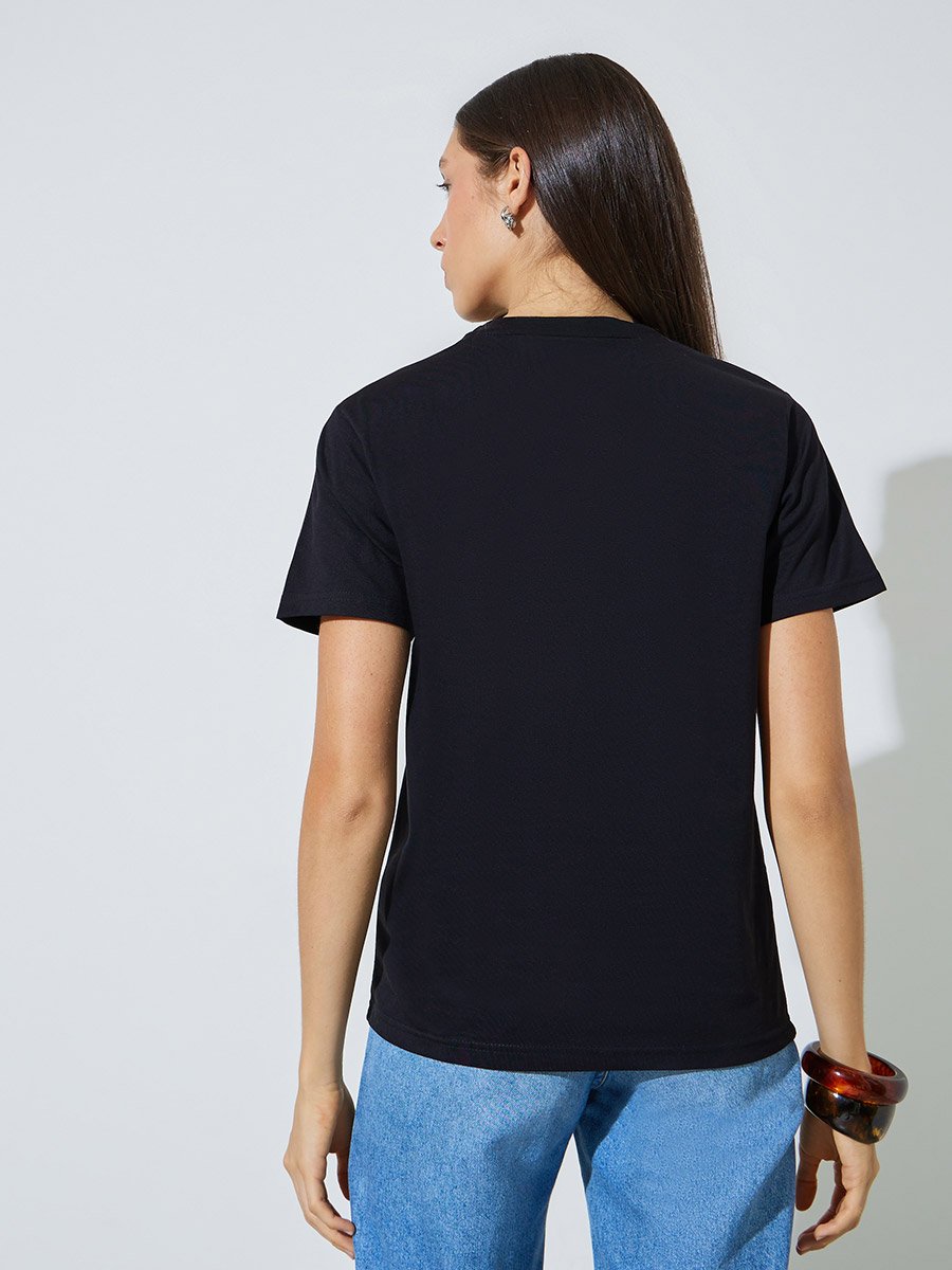 Black Regular Fit Round Neck T-Shirt