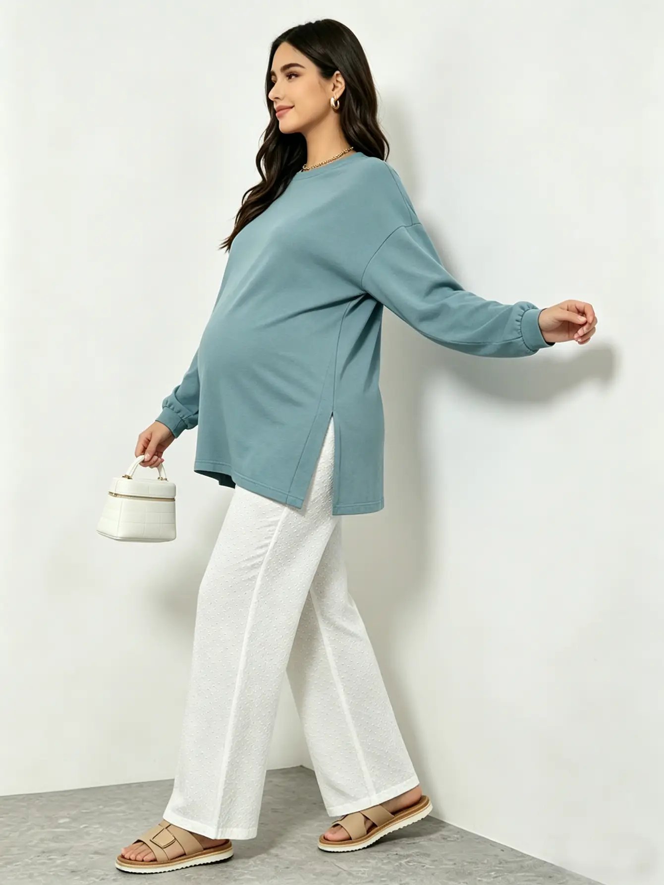 بلوزة تونيك بقصة واسعة وأكمام طويلة