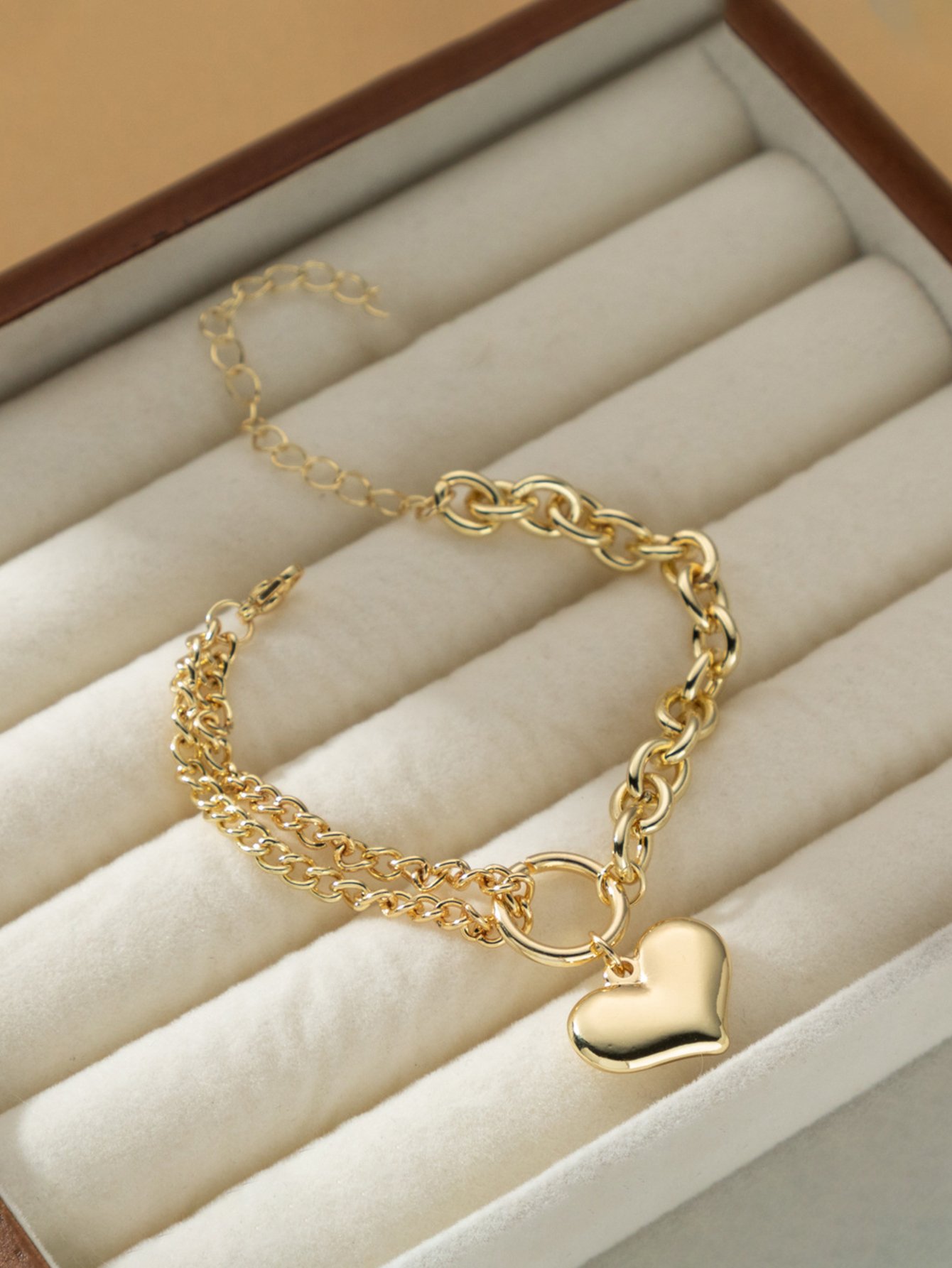 Heart Pendant Chain Bracelet