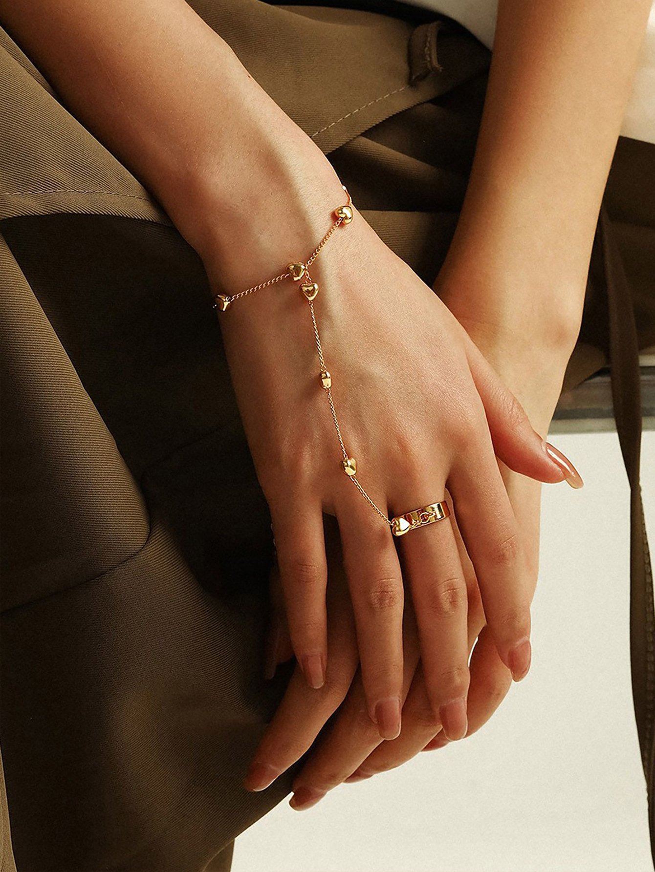 Metal Ball Finger Chain Bracelet
