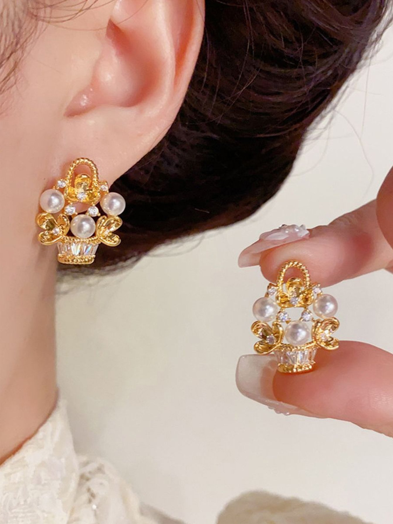 Faux Pearl Basket Stud Earrings