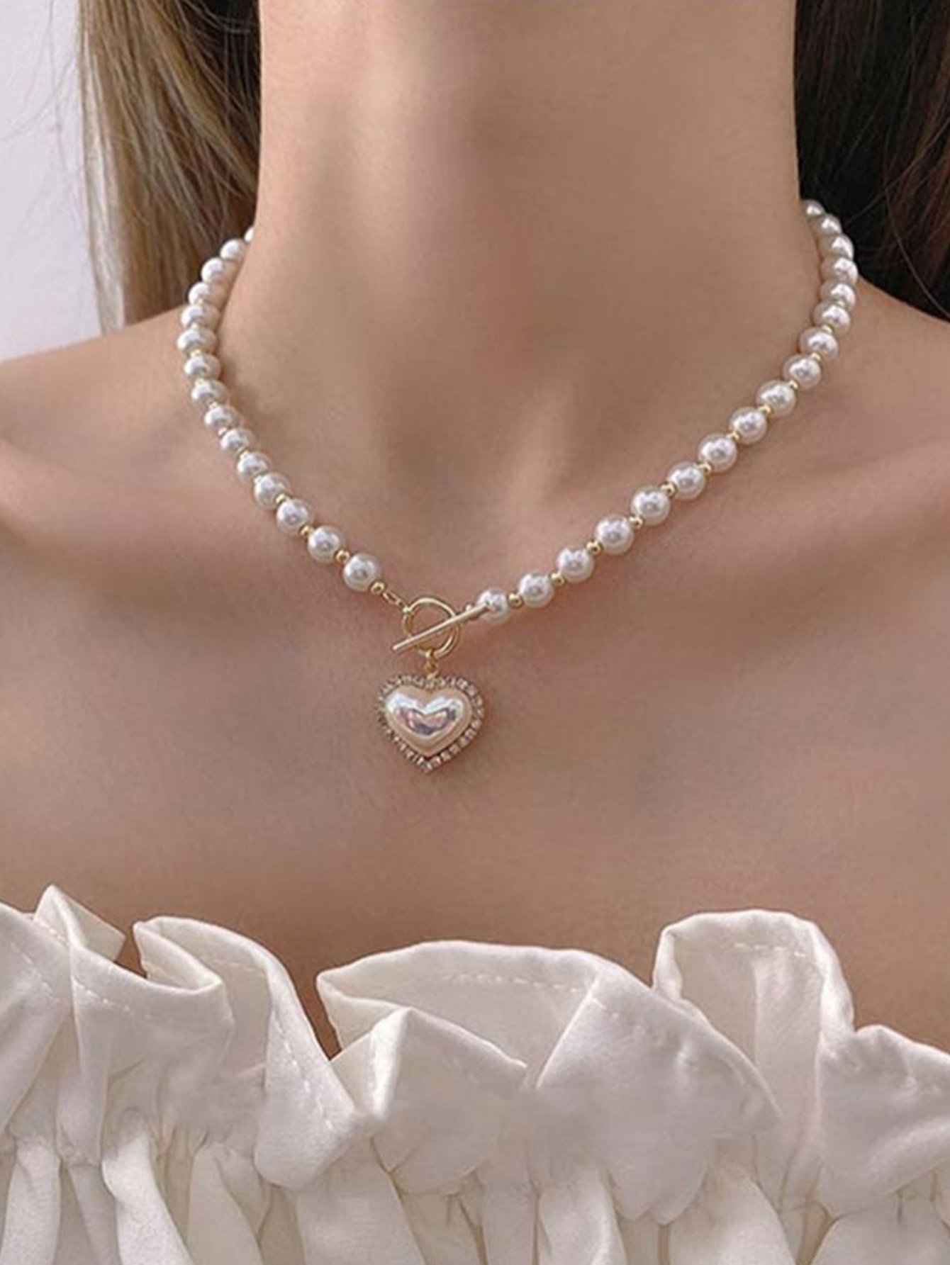 Faux Pearl Heart Pendant Necklace