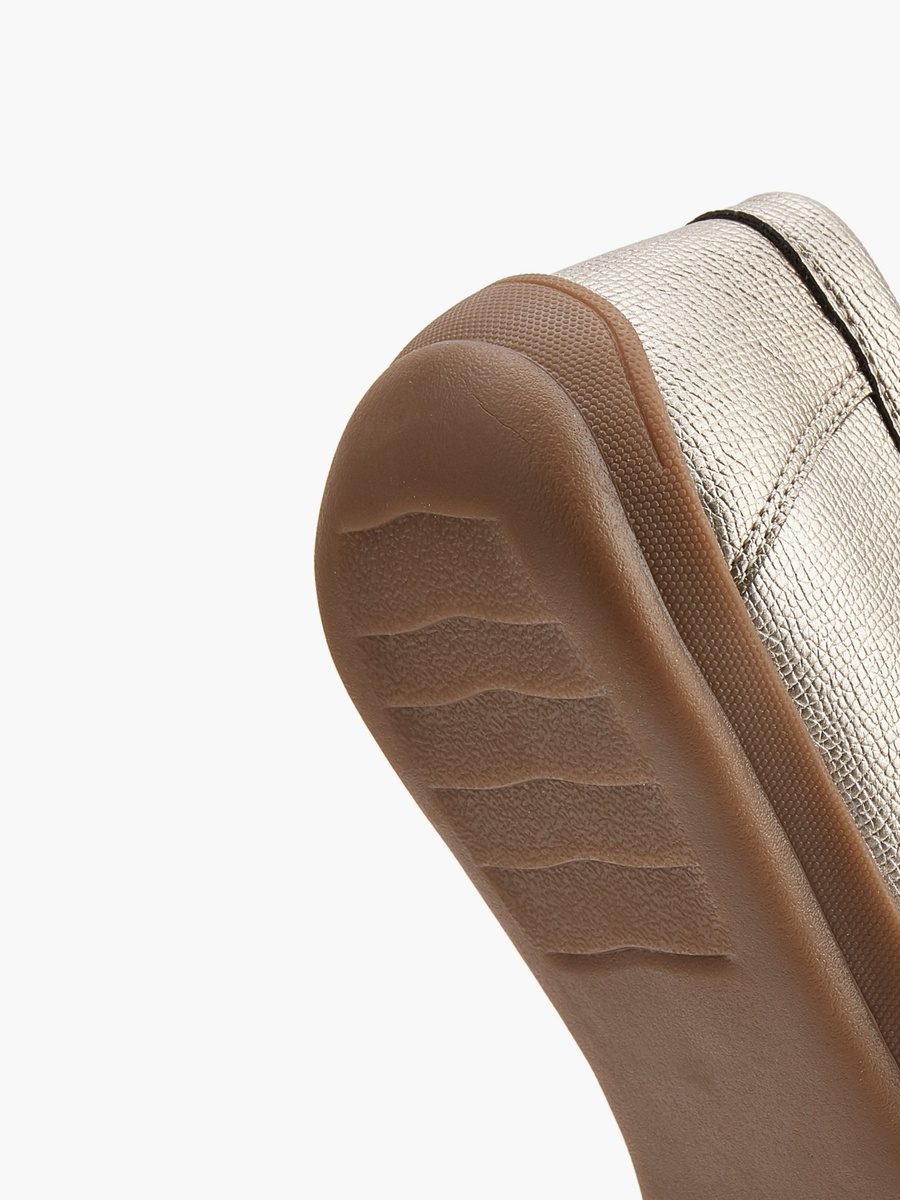 Women Slip-On Loafers