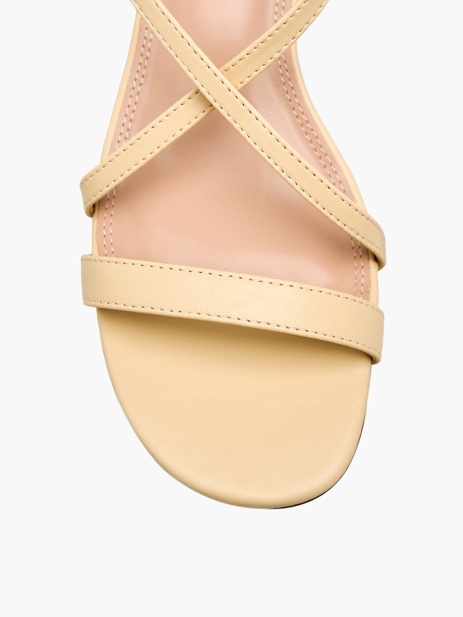 Women Block Heel Buckle Closure Sandals