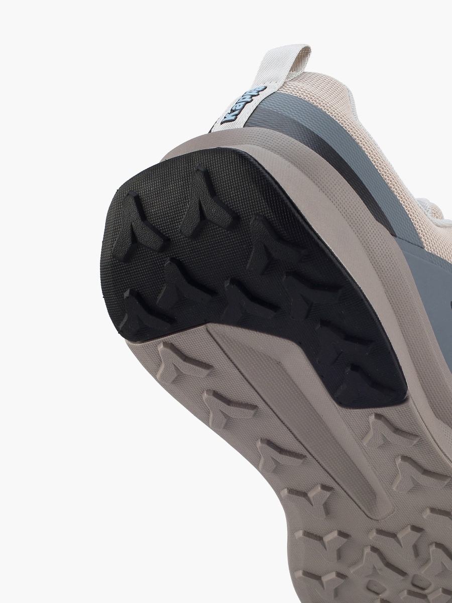 Men Lace-Up Sports Shoes
