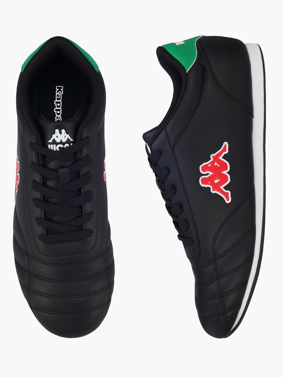 Men Lace-Up Football Shoes