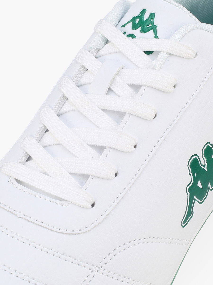 Men Lace-Up Football Shoes