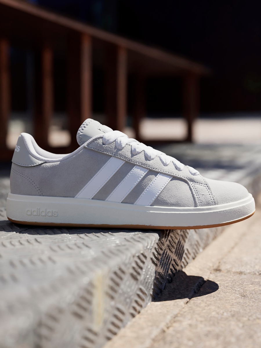 Men GRAND COURT BASE 00 Lace-Up Sneakers
