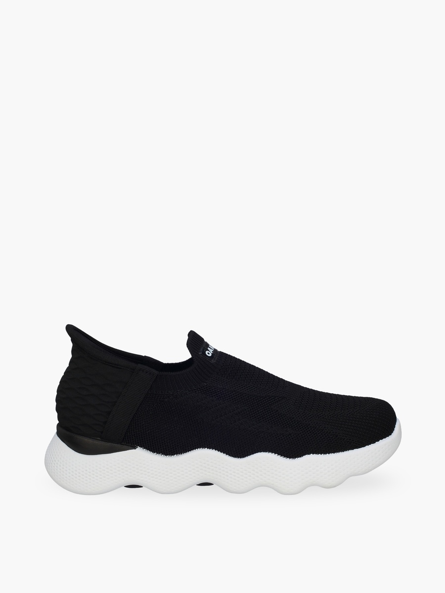 Women Slip-On Sports Shoes