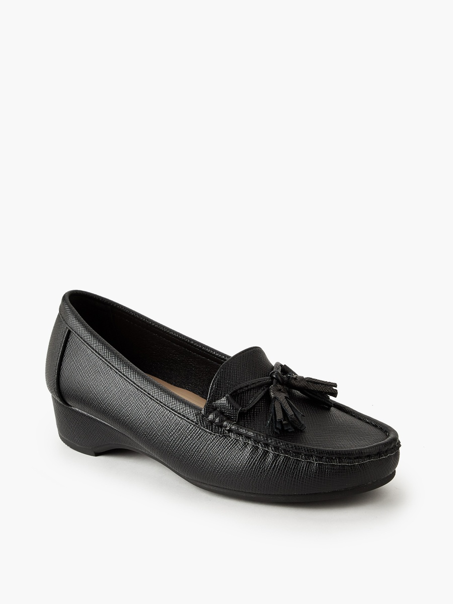 Women Slip-On Loafers