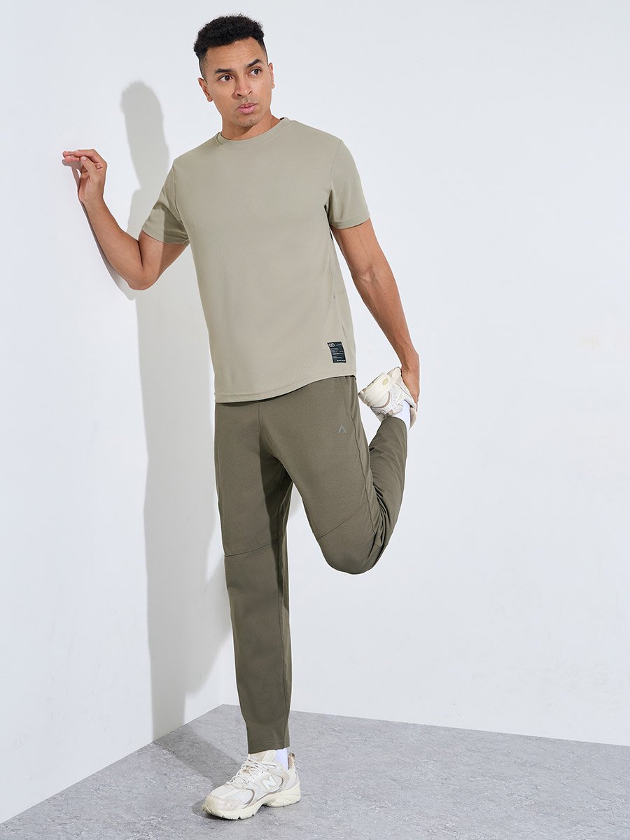 Olive Solid Pocket Details Mid-Rise Activewear Track Pants