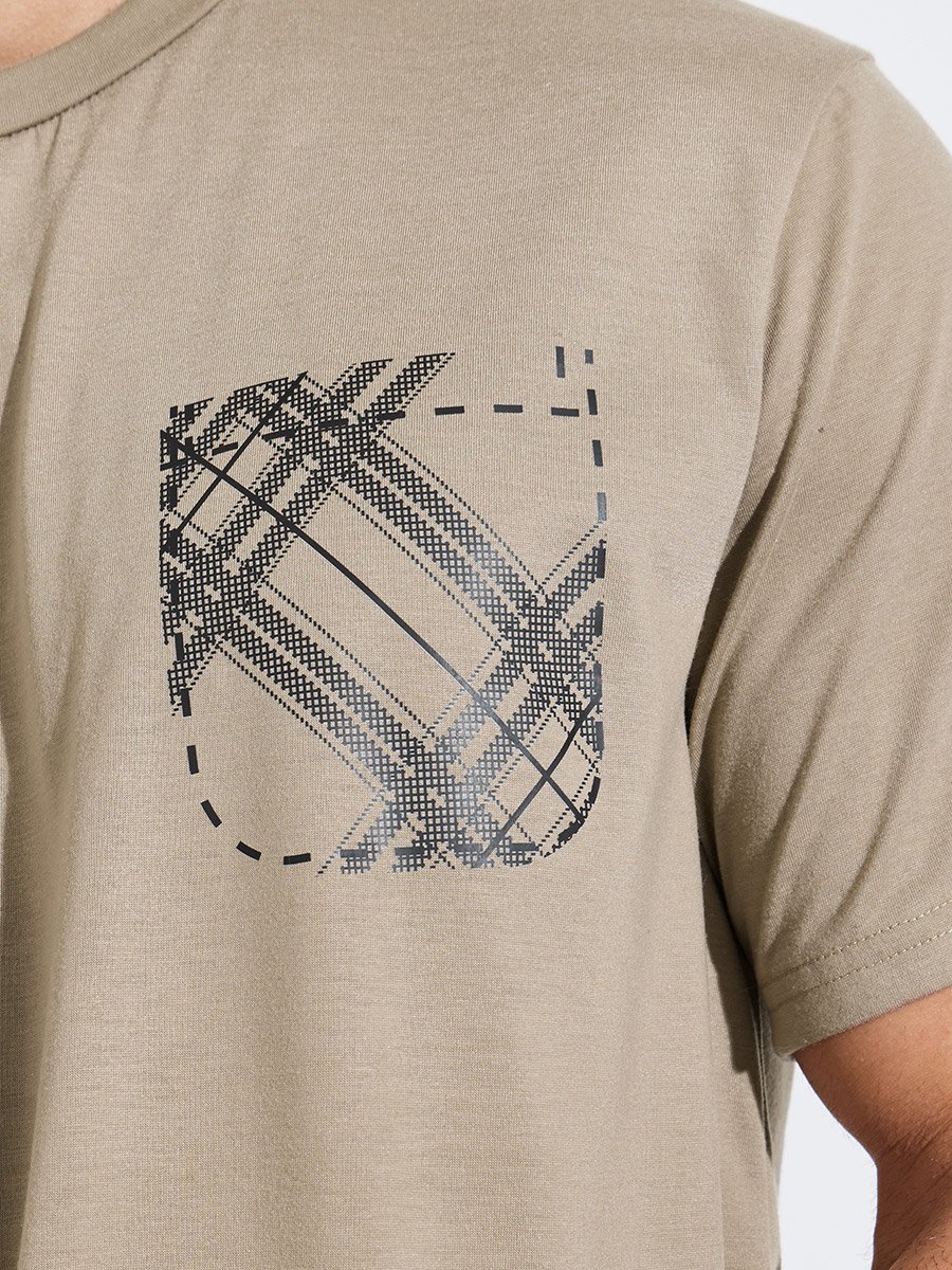 Men Brown Contrast Pocket T-Shirt and Checked Pyjama Set