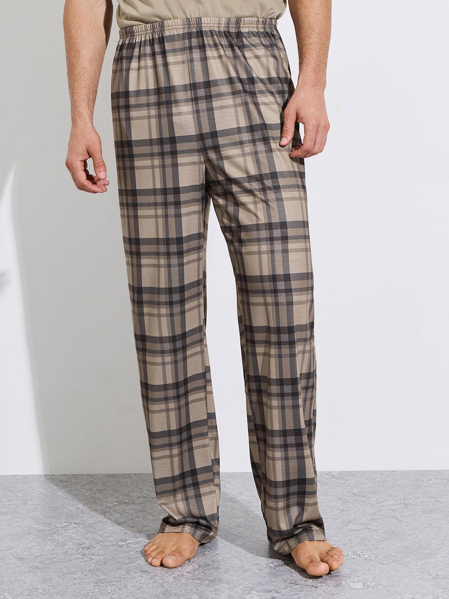 Men Brown Contrast Pocket T-Shirt and Checked Pyjama Set