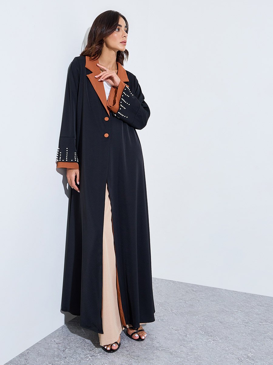 Black Contrast Collar Embellished Sleeves Abaya