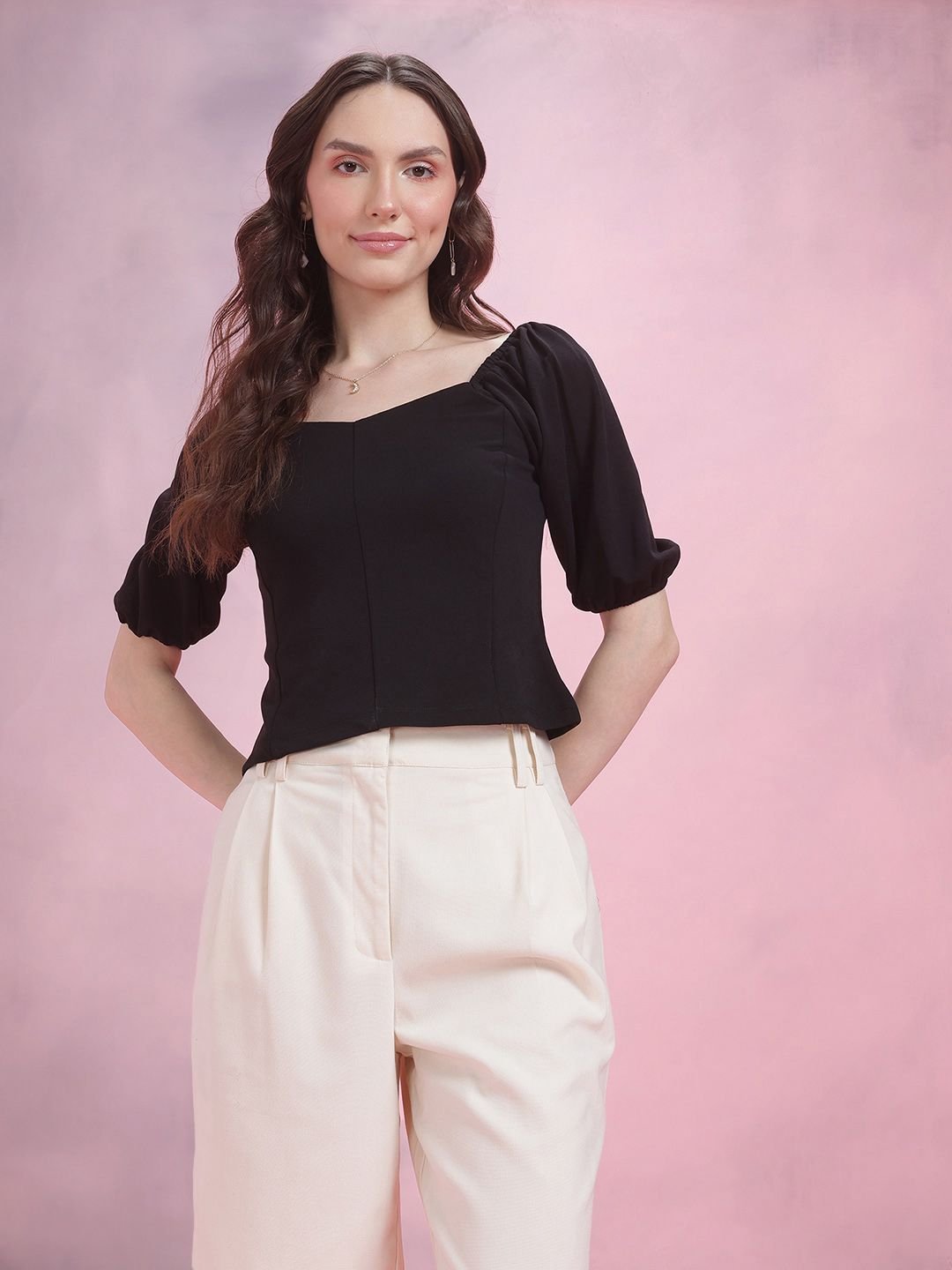 Black Short Sleeve Sweetheart Neck Crop Top