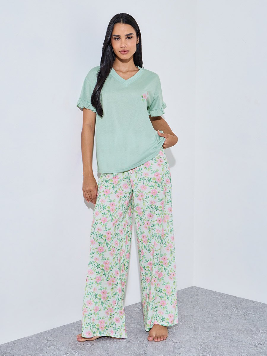 Green Floral Print Ruffle Sleeves T-Shirt and All Over Print Pants Pyjama Set