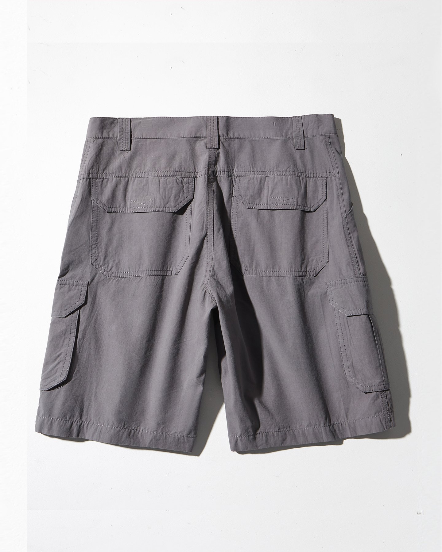 Men Solid Cargo Shorts