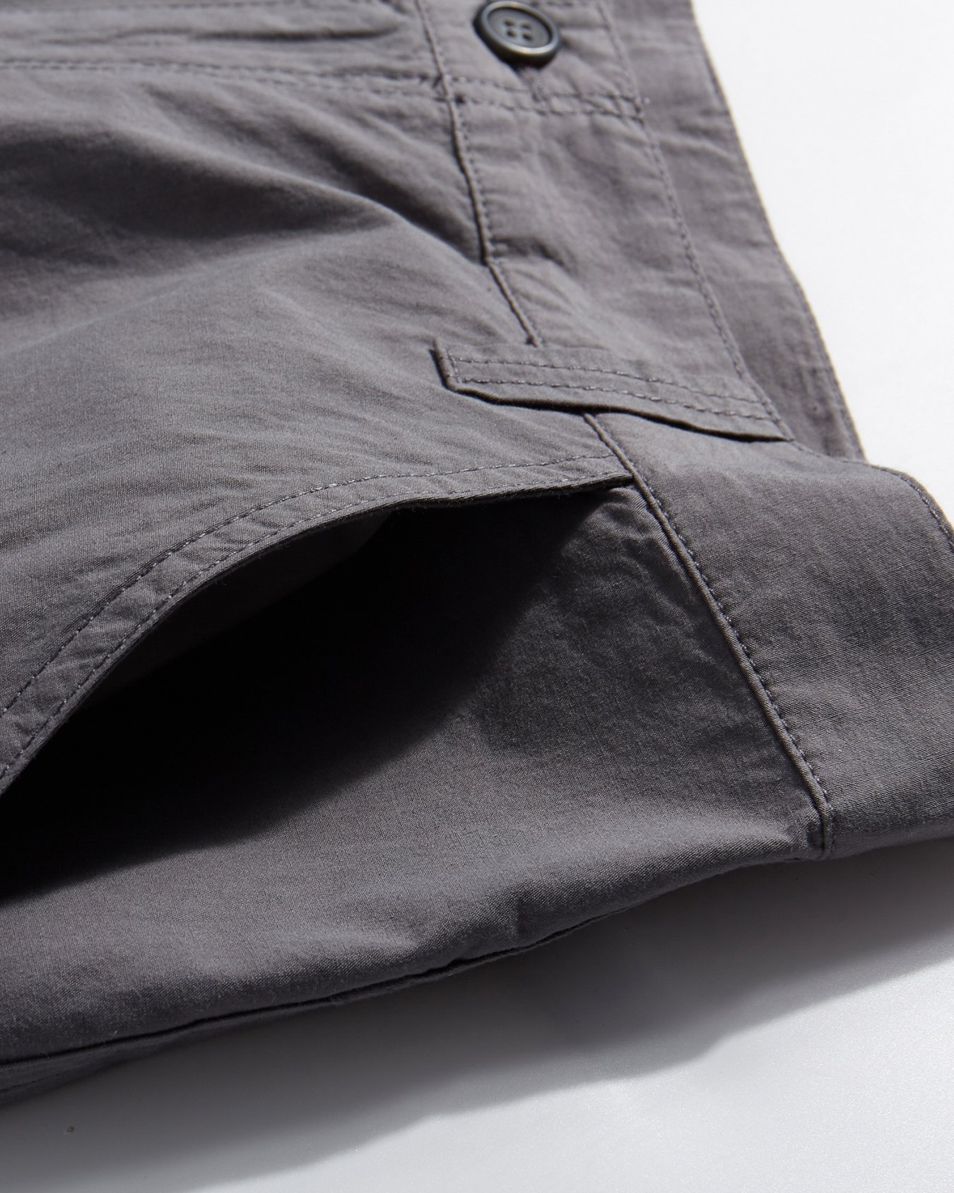 Men Solid Cargo Shorts