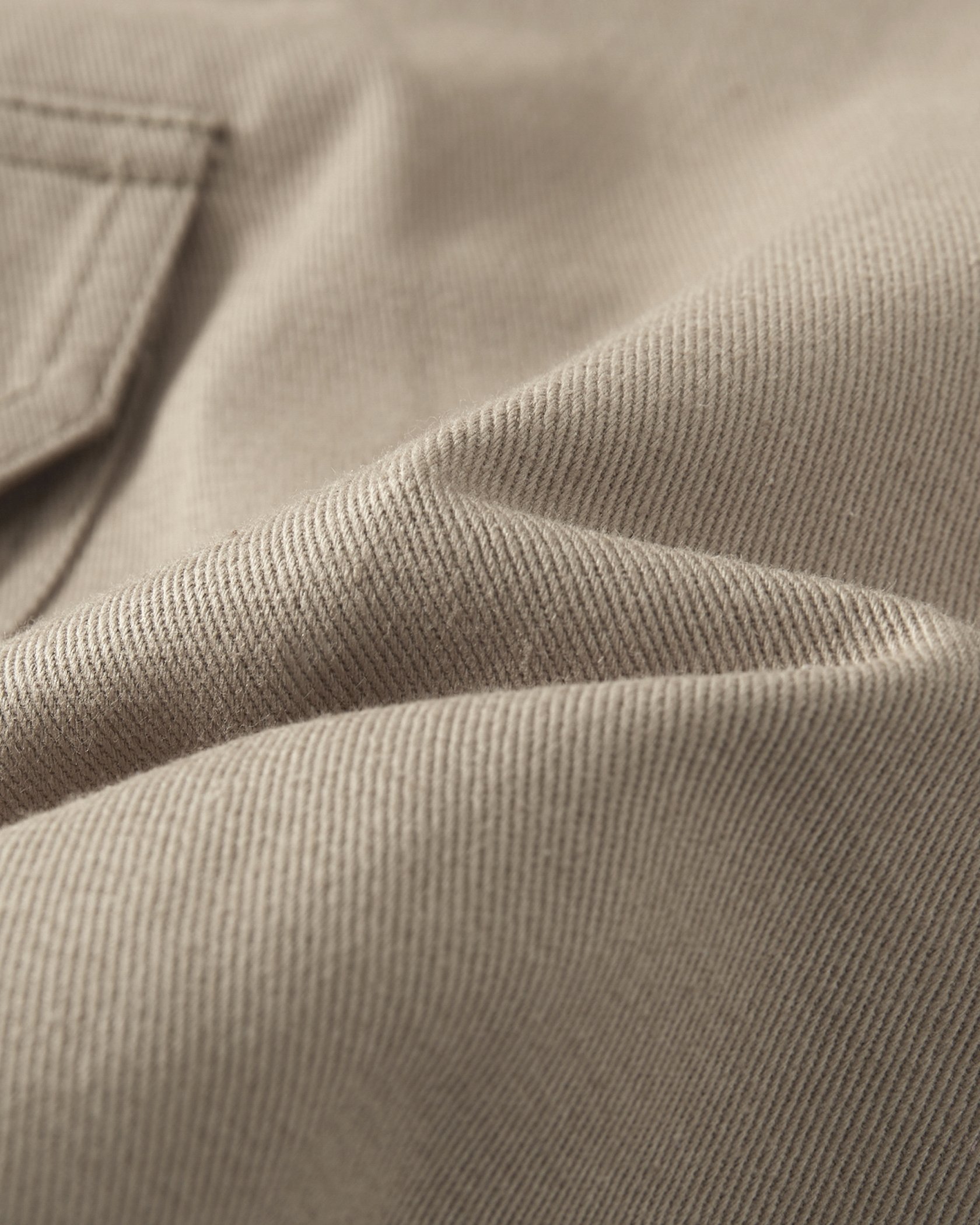 Men Solid Cargo Shorts