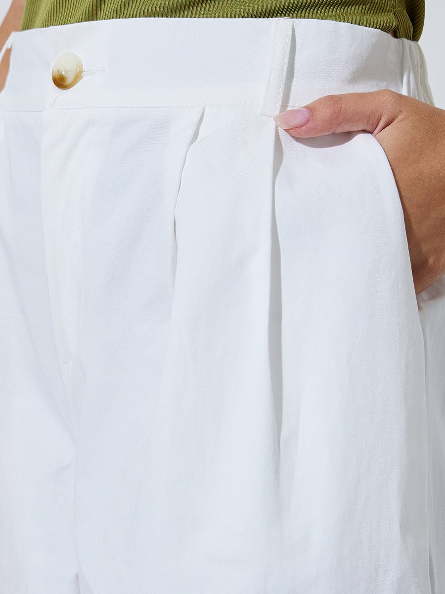 بنطال بأرجل واسعة سادة أبيض