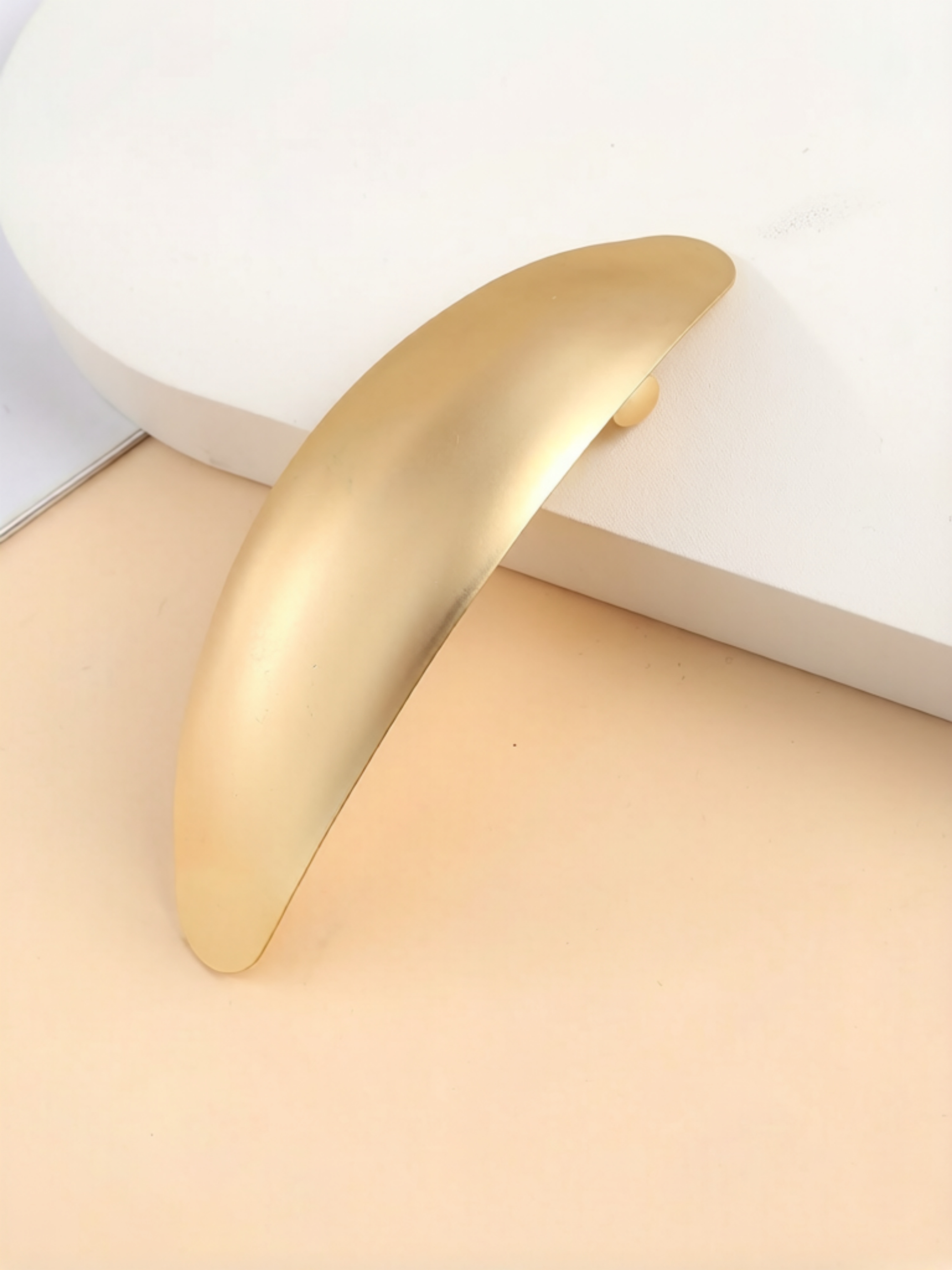 Gold Oval Plain Hair Clip