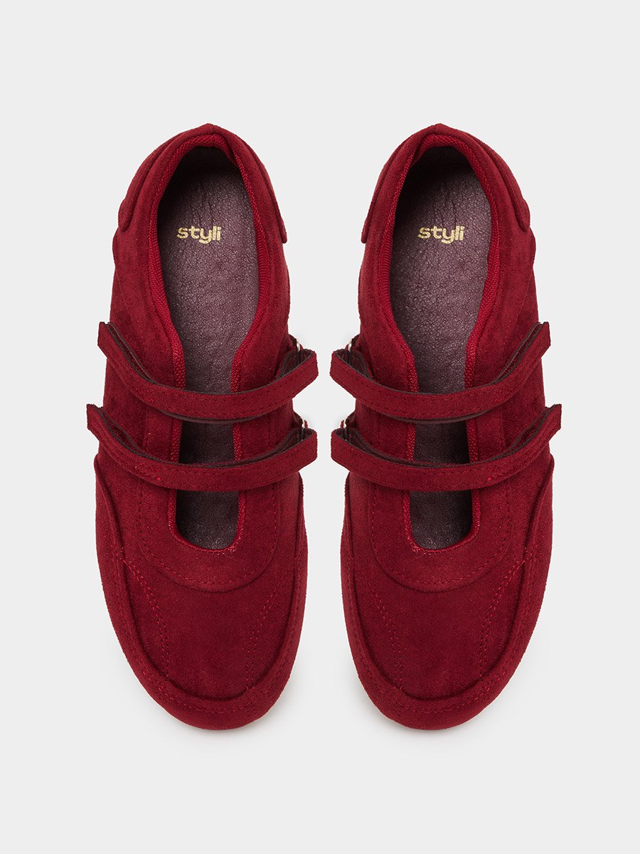 Red Solid Round Toe Velcro Sneakers