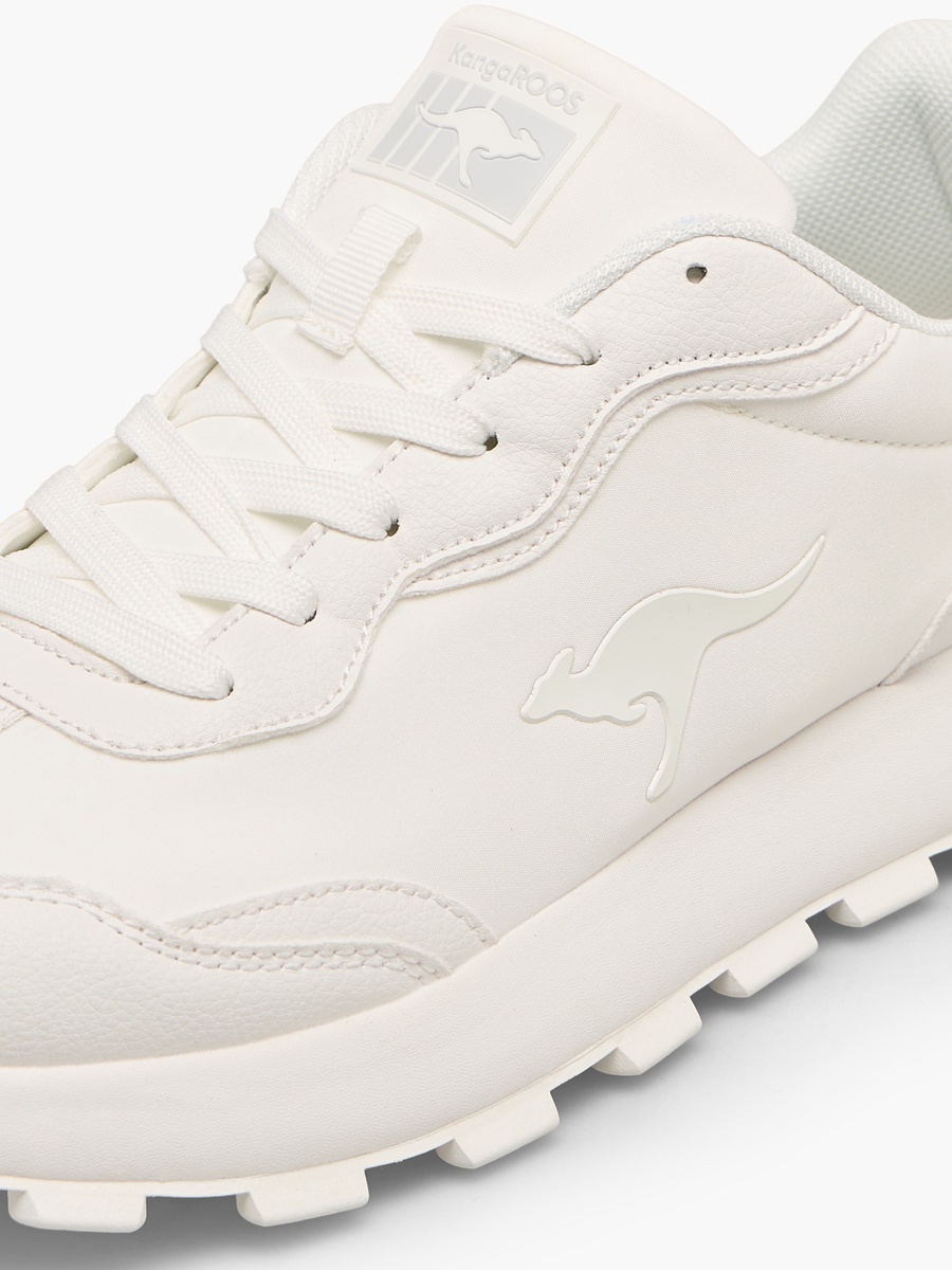 Men Lace-Up Sports Shoes