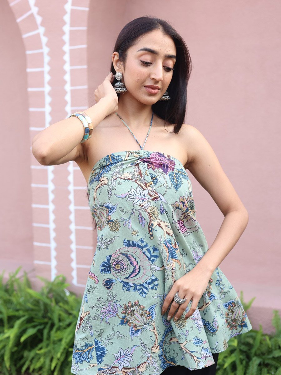 Green Floral Print Sleeveless Halter Neck Top