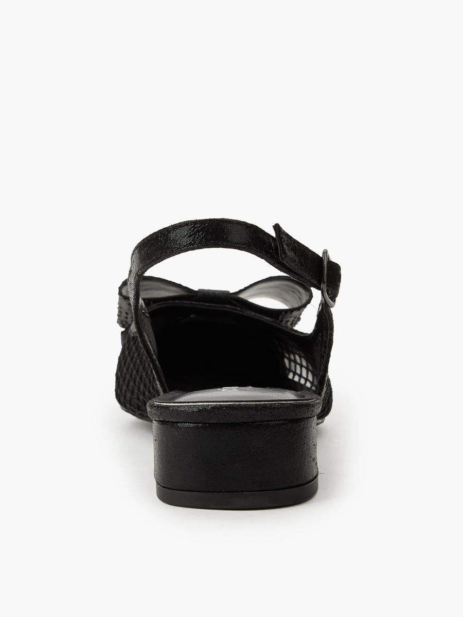 Women Bow Embellished Buckle Closure Pointed Toe Shoes