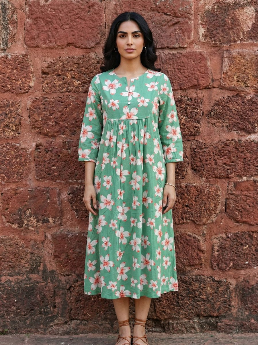 Green Floral Print Round Neck Pure Cotton Nightdress For Women