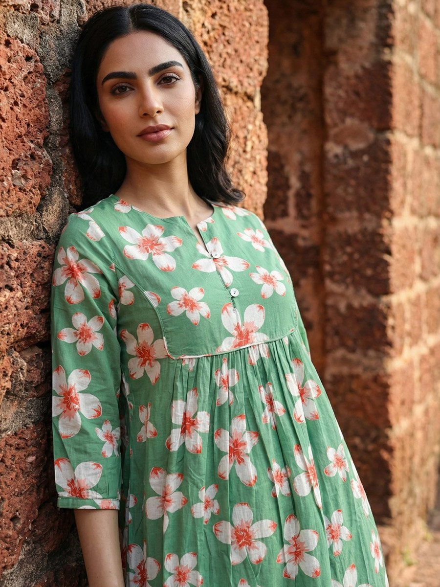 Green Floral Print Round Neck Pure Cotton Nightdress For Women