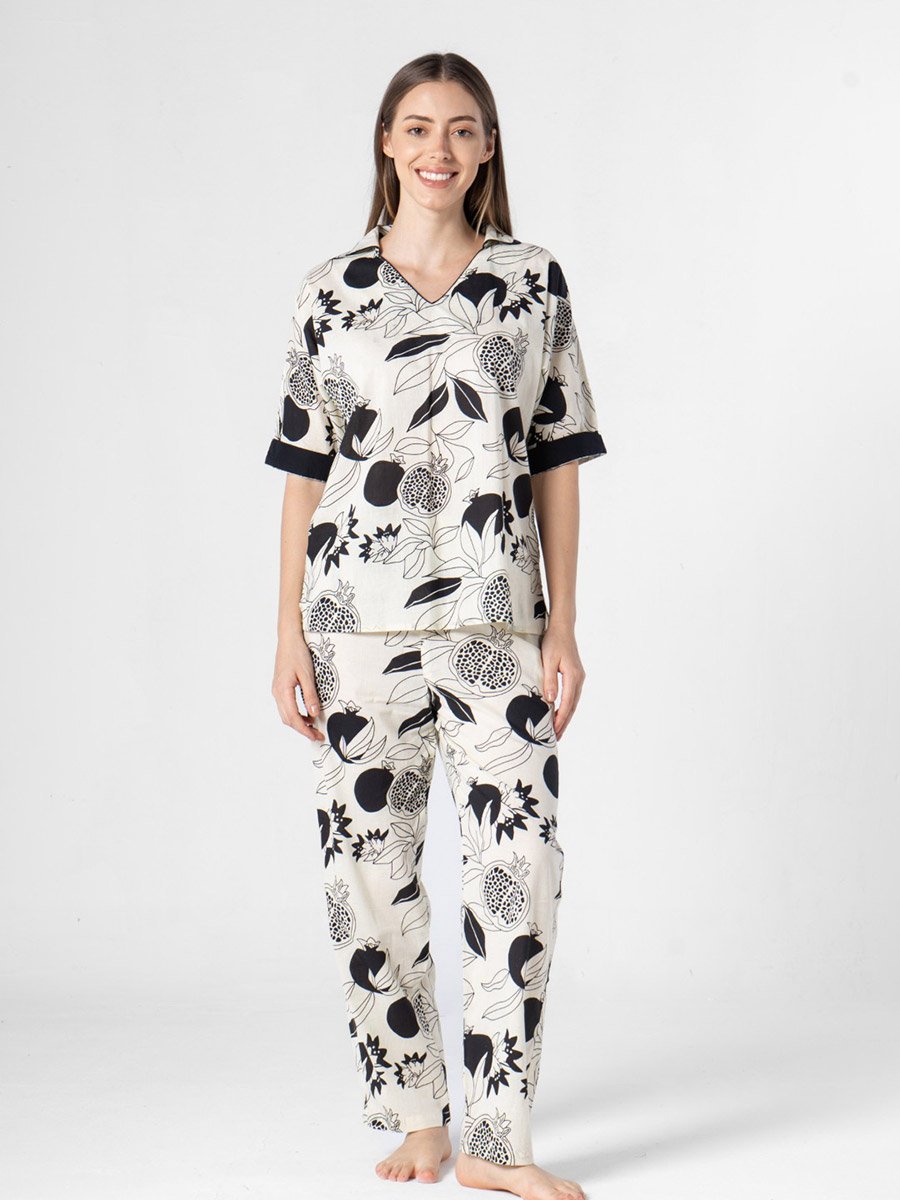 Off-White Printed V-Neck Top and Pants Pyjama Set 