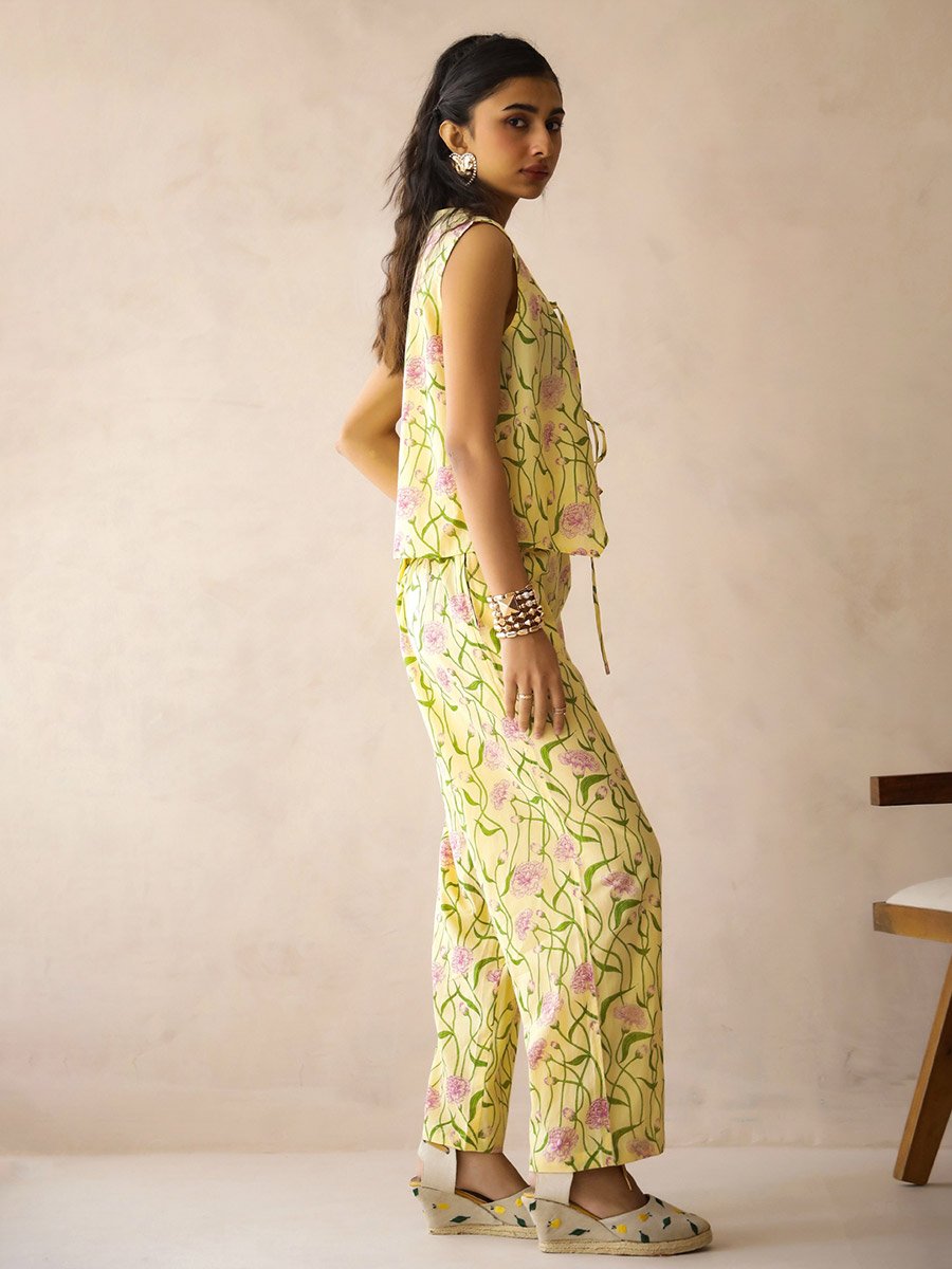 Yellow Floral Sleeveless Pure Cotton Pajama Set for Women