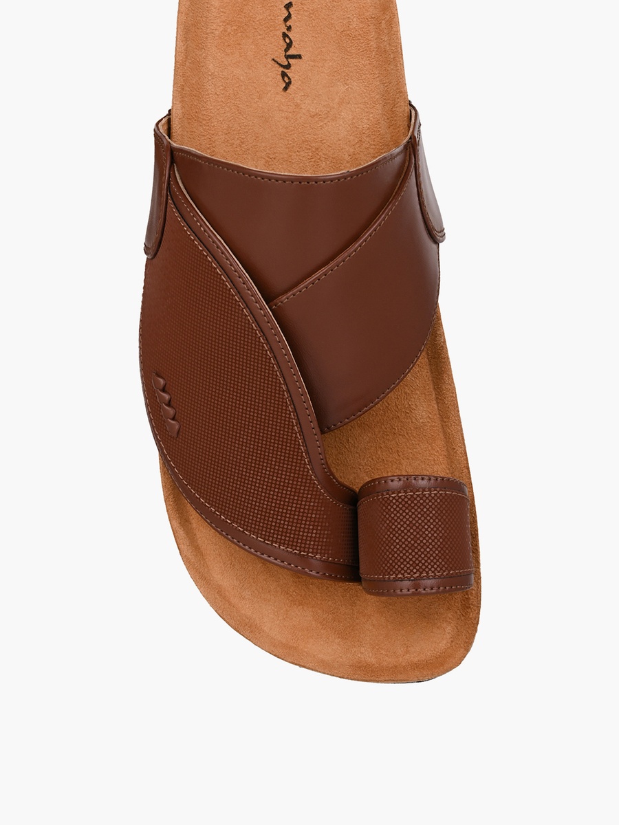 Men Textured Leather Arabic Sandals