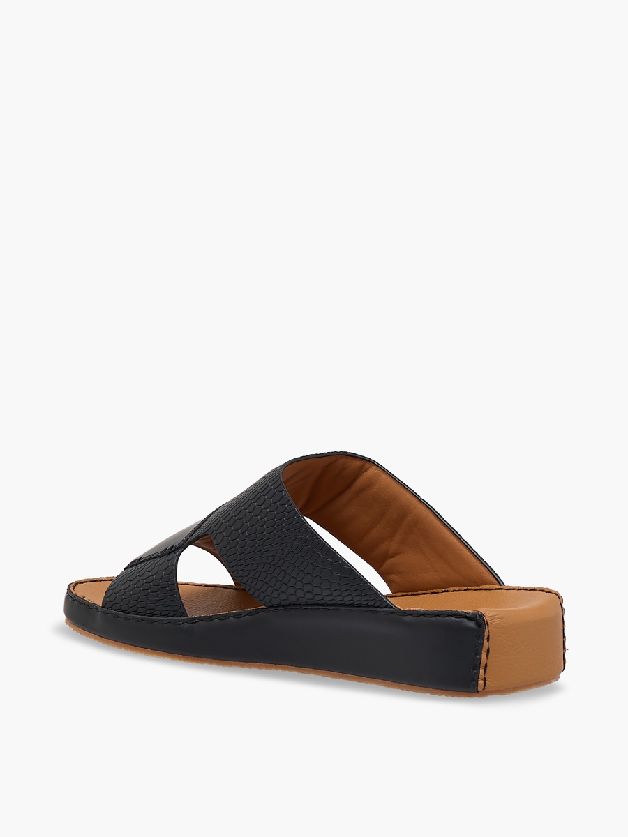 Men Textured Leather Arabic Sandals