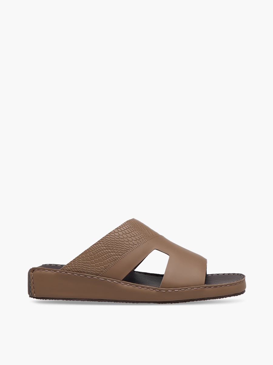 Men Textured Leather Arabic Sandals
