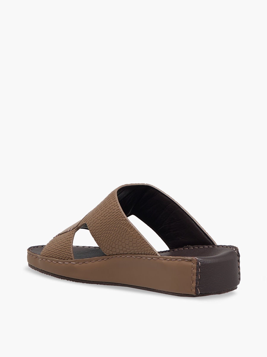Men Textured Leather Arabic Sandals