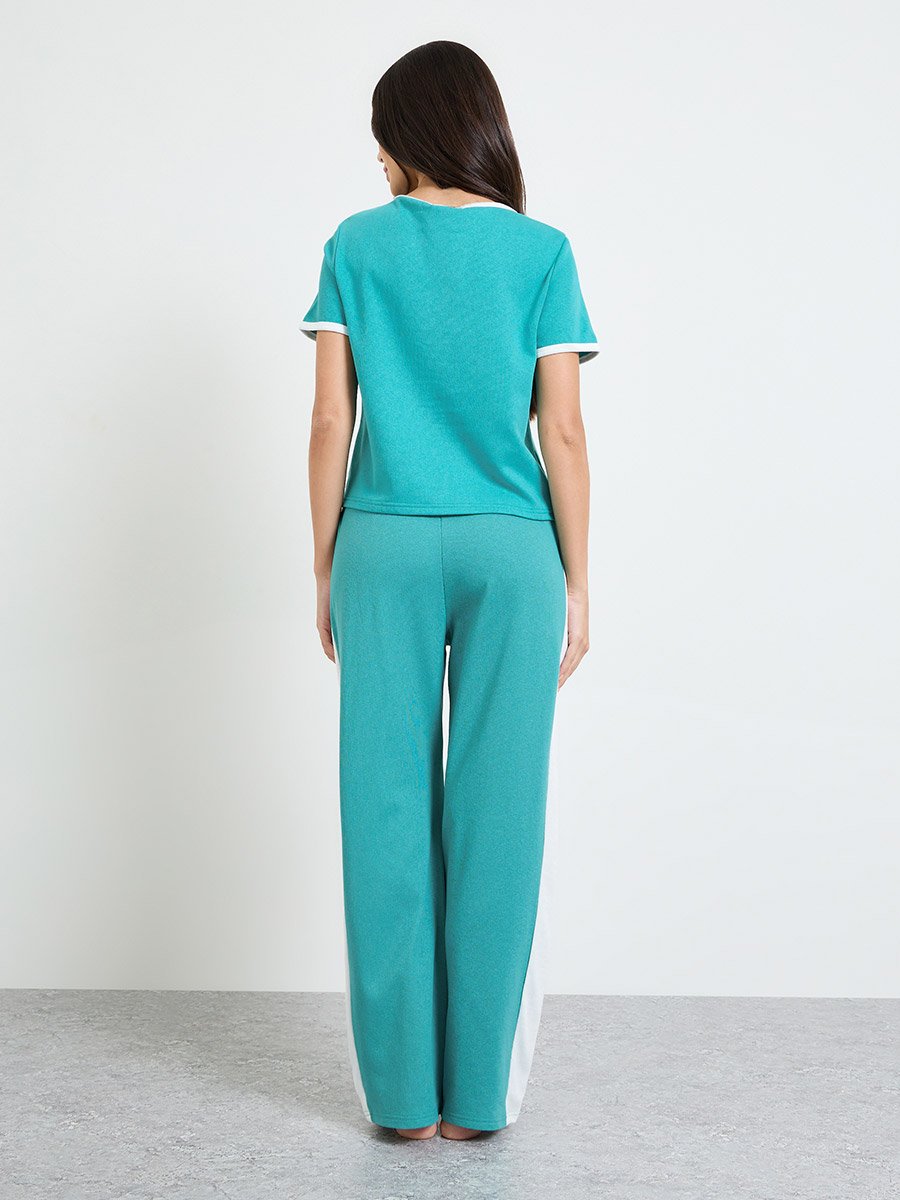 Green Slogan Print T-Shirt and Pyjama Set