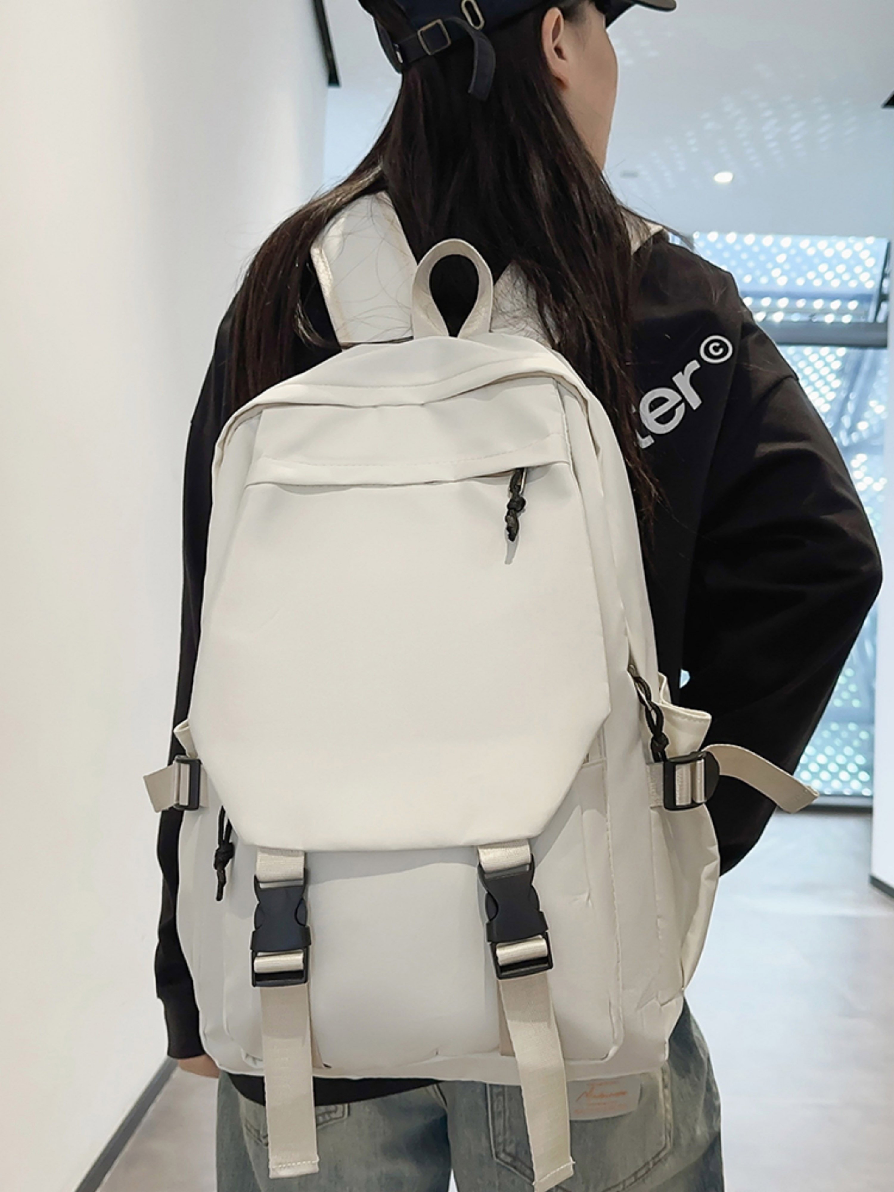White Plain Backpack
