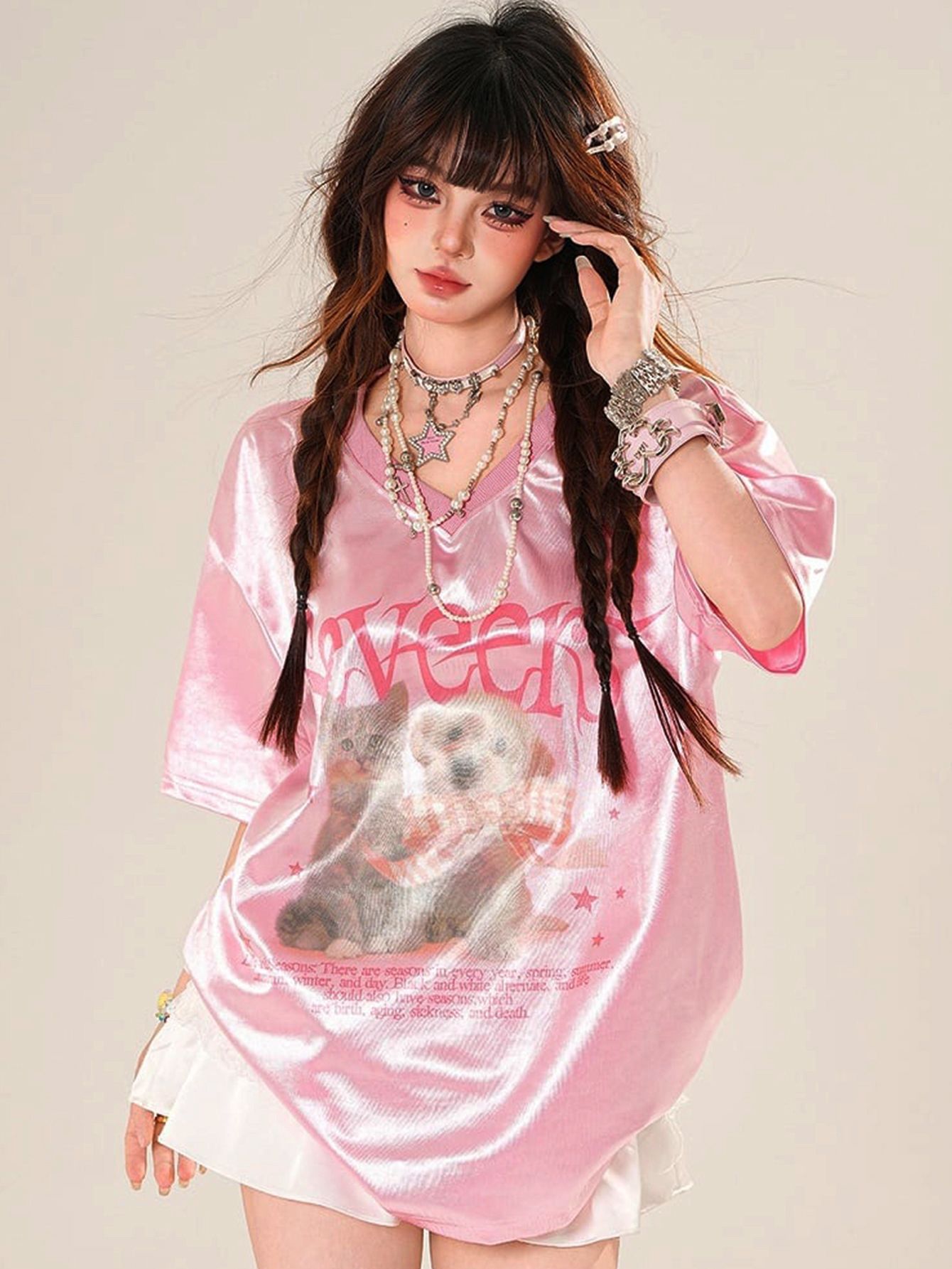 Light Pink Oversized Graphic V Neck T-Shirt