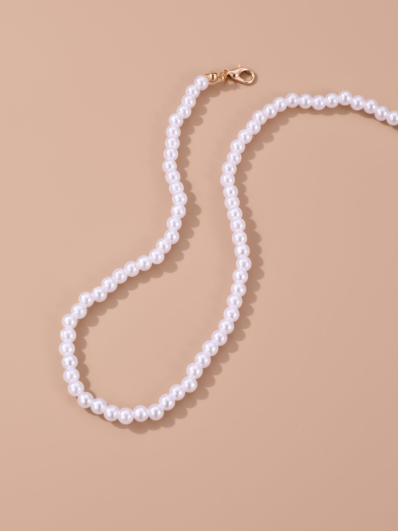 Faux Pearl Beaded Necklace