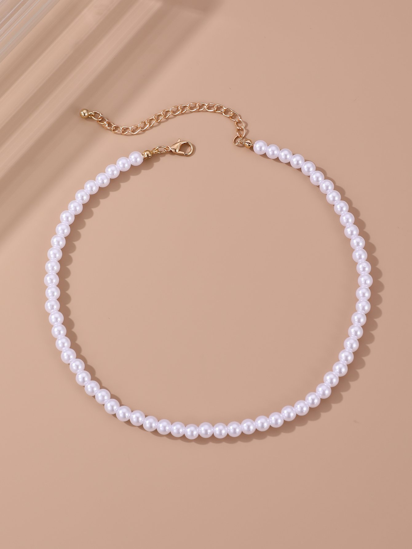 Faux Pearl Beaded Necklace