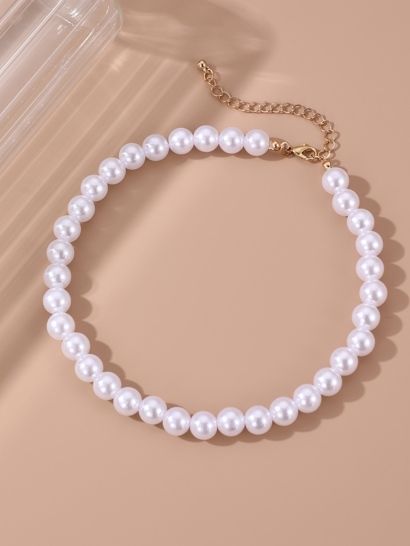 Faux Pearl Beaded Necklace