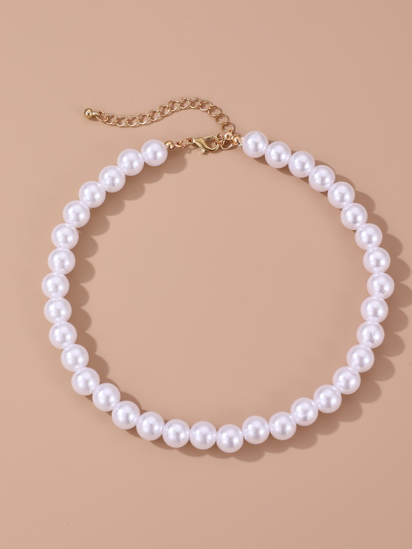 Faux Pearl Beaded Necklace