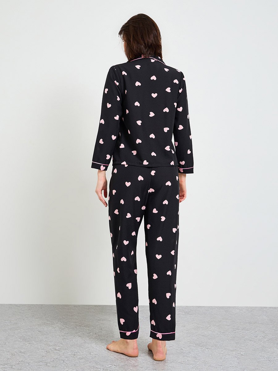 Black Heart Print Long Sleeve Shirt and Pajama Set